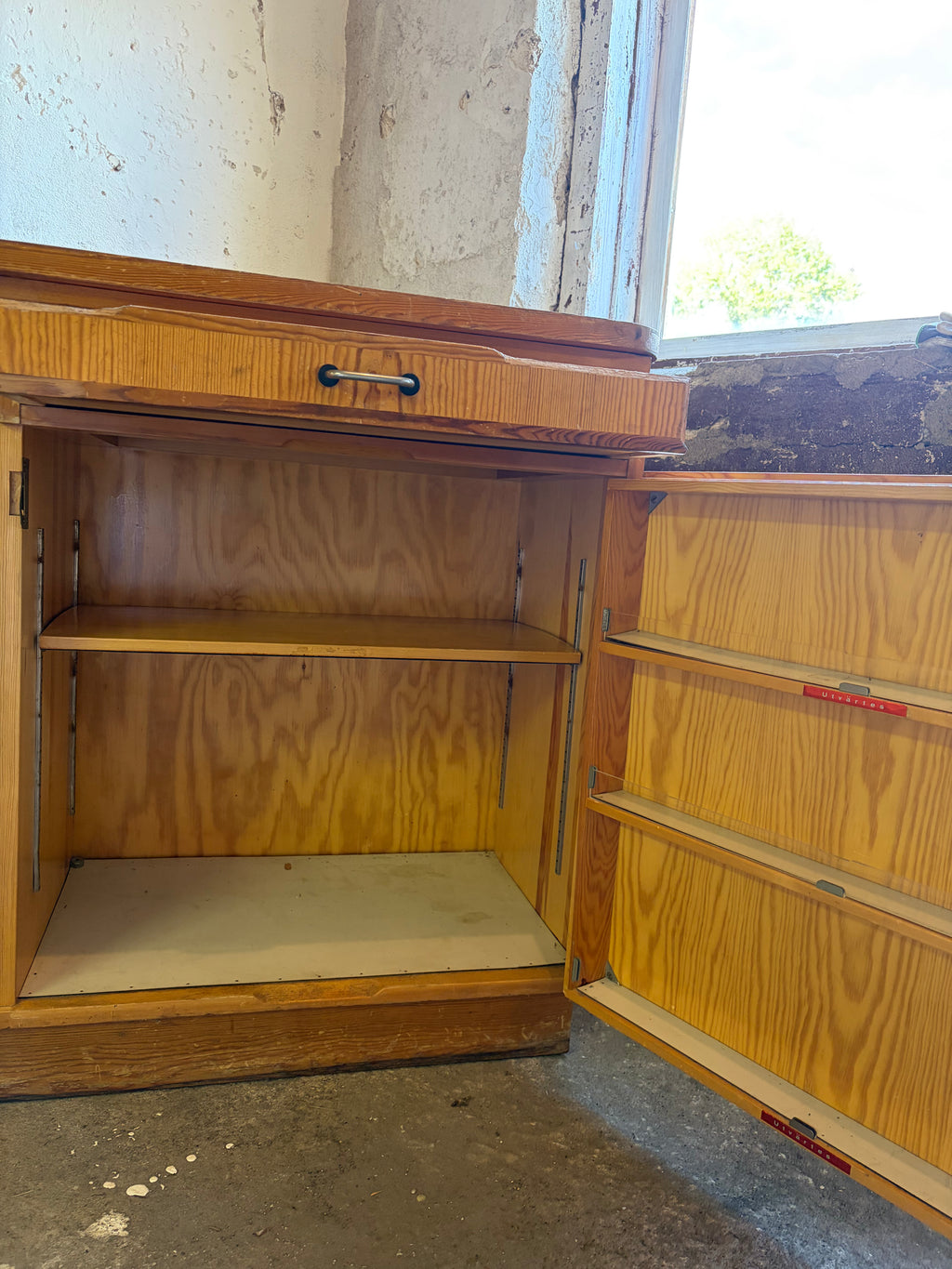 Medical cabinet